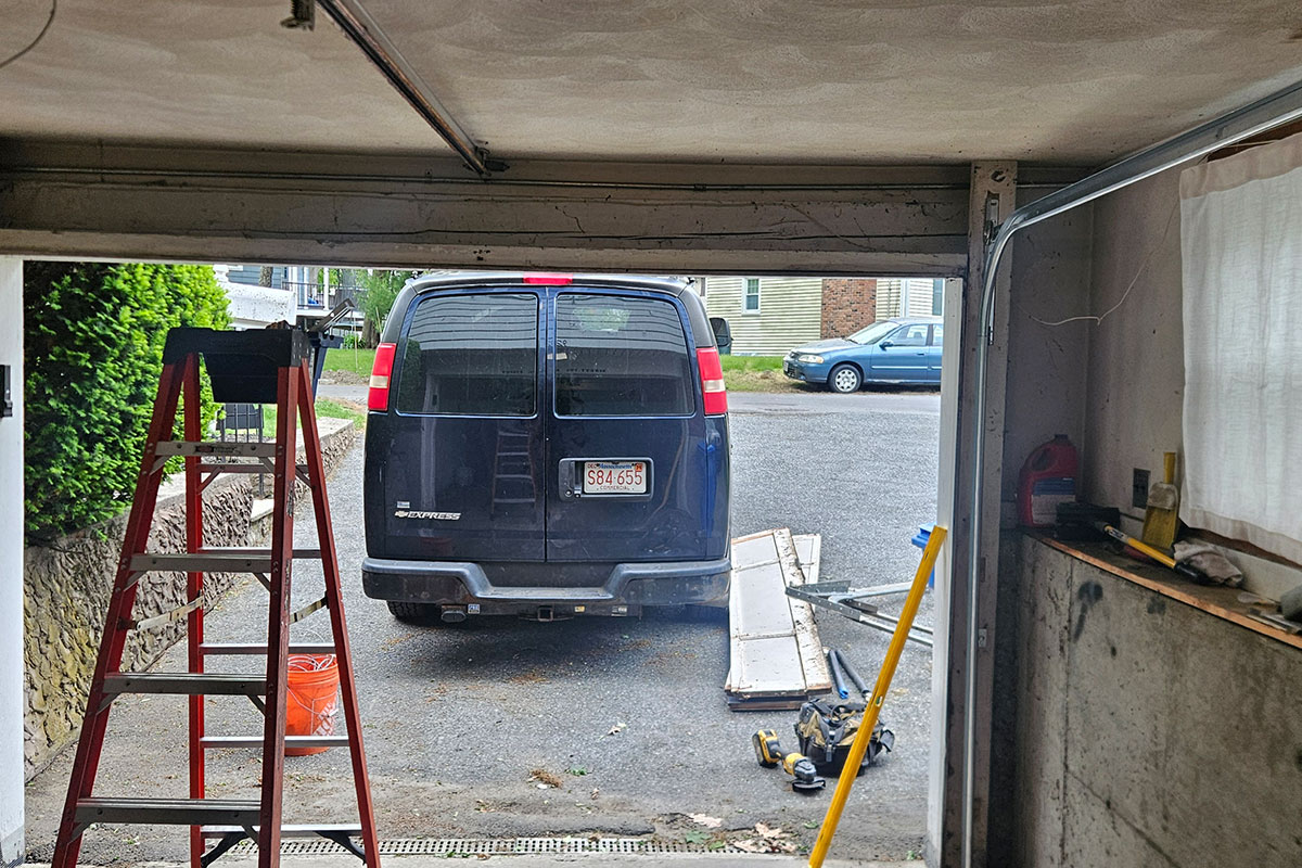 Emergency-Garage-Door-Service-Weston