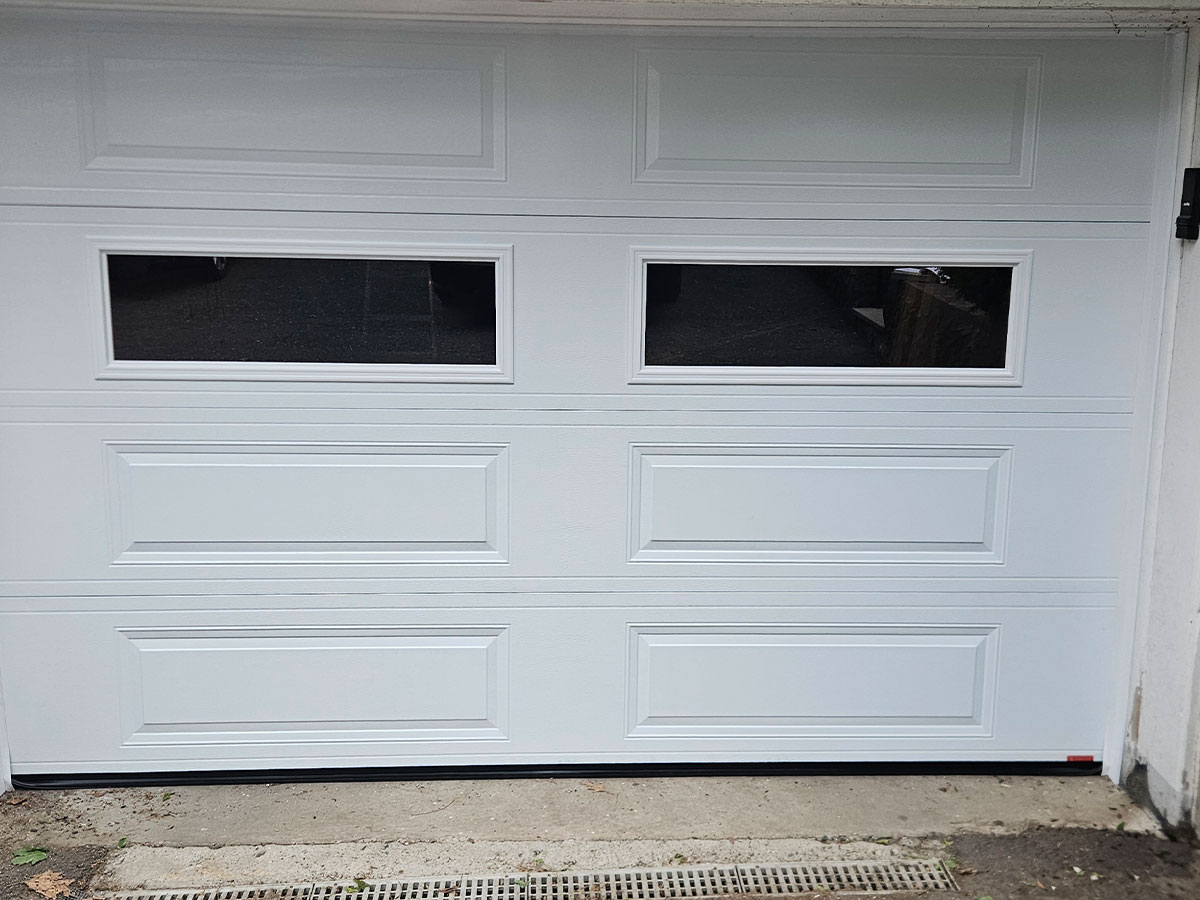 Southborough-Garage-Door-Track-Realignment