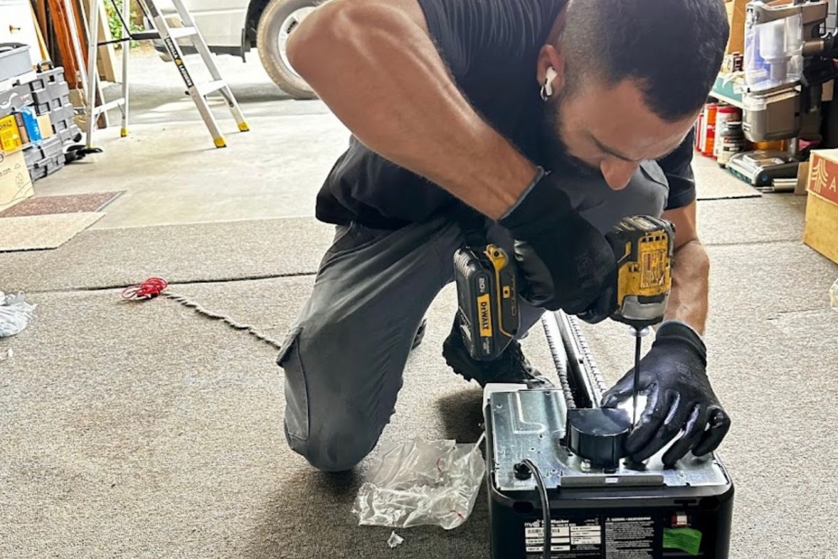 Wilmington Solution to Garage Door Is Stuck Closed