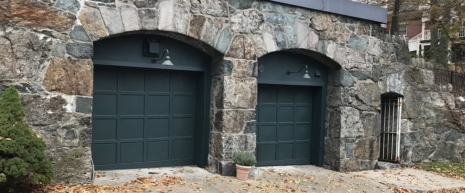 imageye___-_imgi_108_massachusetts-professional-garage-door-service garage door repair Framingham