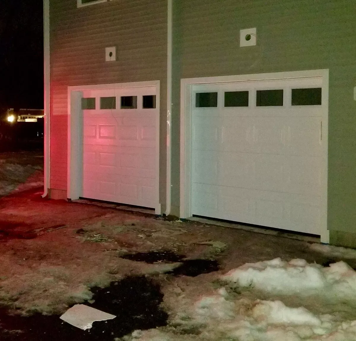imageye___-_imgi_17_Waltham-Cold-Weather-Emergency-Garage-Door-Service garage door repair Framingham