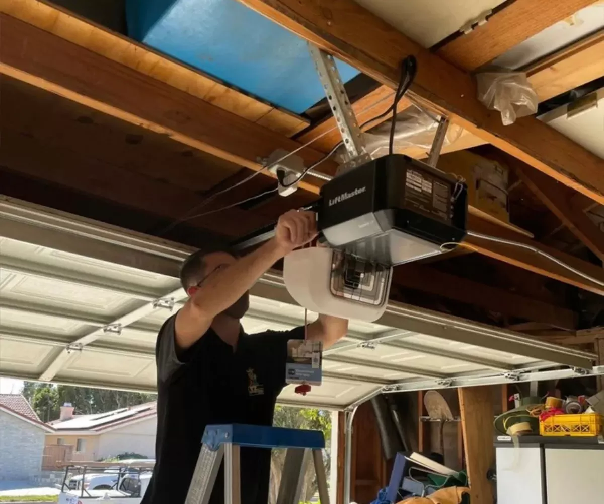 Reliable Garage Door Repair in Needham Heights for faulty garage door openers